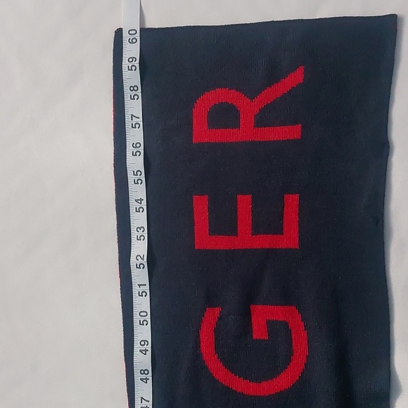 Tommy Hilfiger women's Graphic print scarf Red navy - Picture 7 of 7